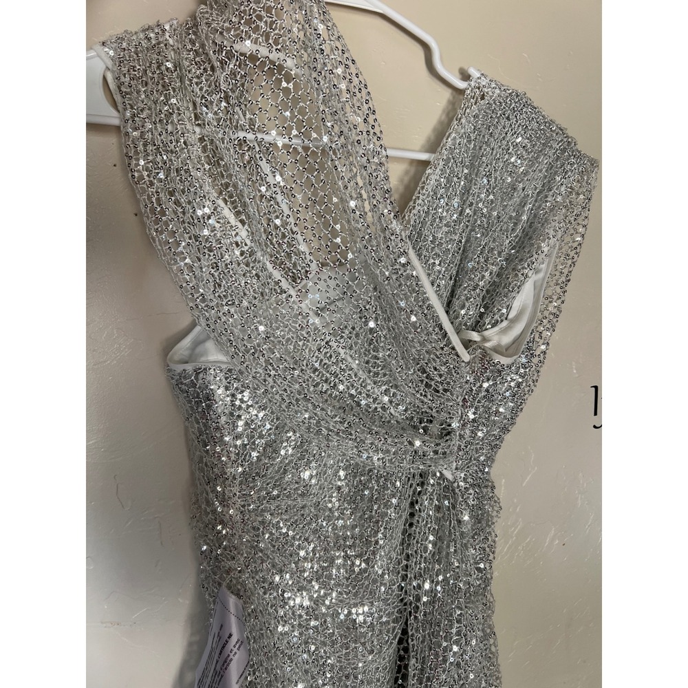 Maeve Reilly x BCBGMAXAZRIA Santa Monica Asymmetric Bodycon Mini Dress Silver 8 - Picture 9 of 13